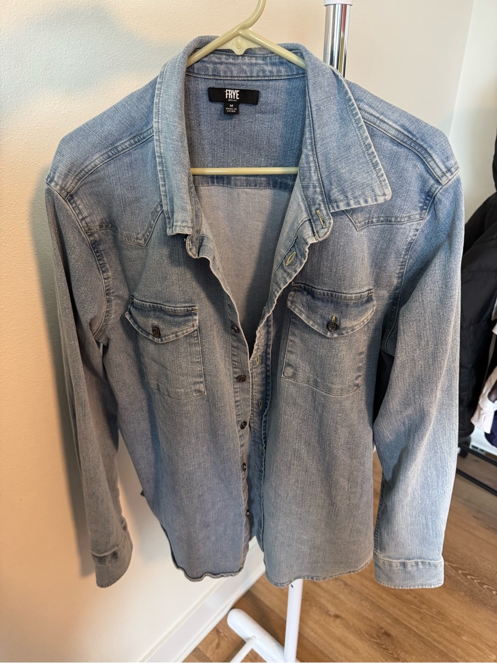 Frye Men's Western Vintage Denim Button-Down Shirt Size Medium